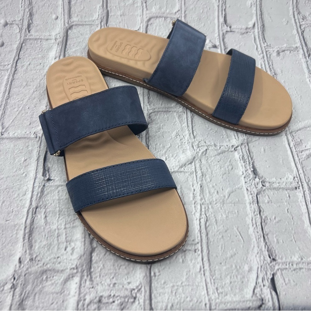 ✨NEW IN BOX! Sperry Women's Waveside PLUSHWAVE Slide Sandal in Navy, size 9.
